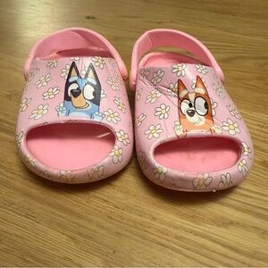 Bluey & Bingo Toddler Clogs Sandals Pink Floral Size 5/6